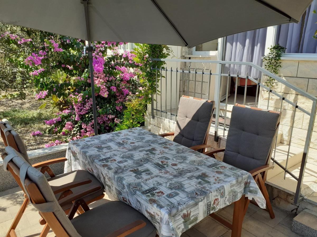 Apartmani Beba Trogir Exteriör bild