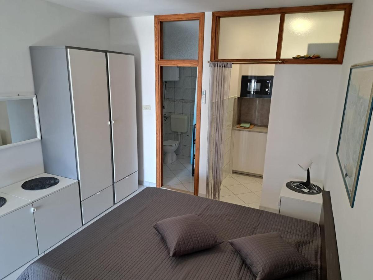 Apartmani Beba Trogir Exteriör bild